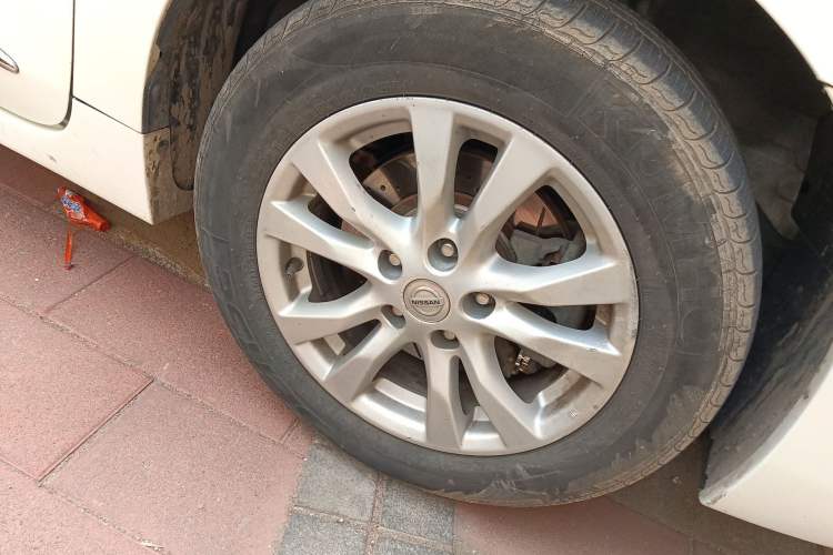 Used Nissan Teana 2013 2.5L XL Leading Edition Right Front Wheel Hub