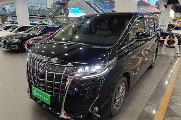 Used Toyota Alphard 2021 Dual-Engine 2.5L Luxury Edition

