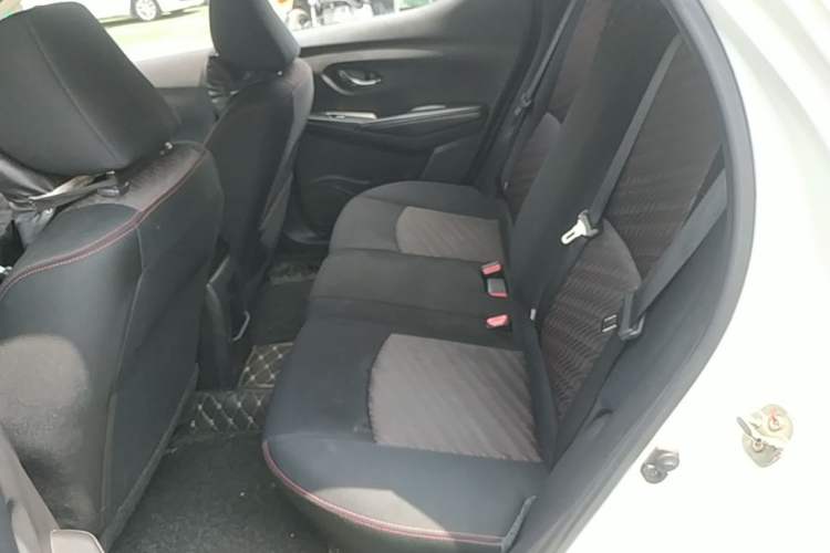 Used Nissan Lannia 2016 1.6L CVT Smart Cool Edition Left Rear Seat