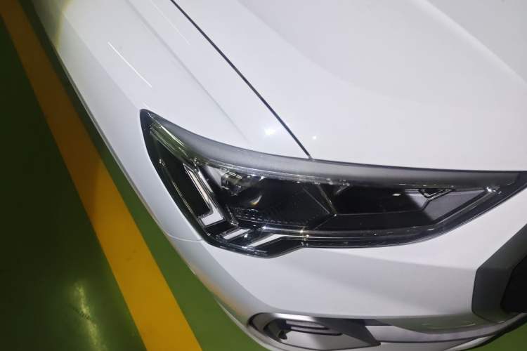Used Audi Q3 2023 35 TFSI Fashion Dynamic Model (1.5T)
