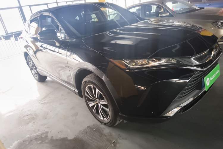 Used Toyota Harrier 2022 2.0L CVT Two-Wheel Drive Luxury Edition
