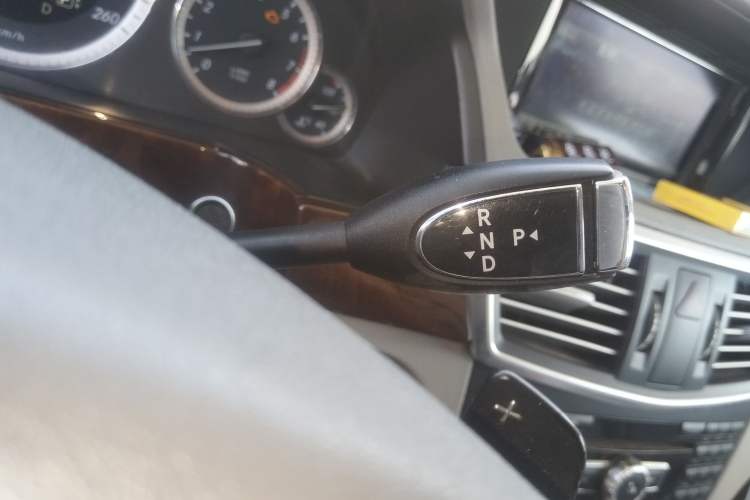 Used Mercedes-Benz E-Class 2013 E 300 L Elegant Model
