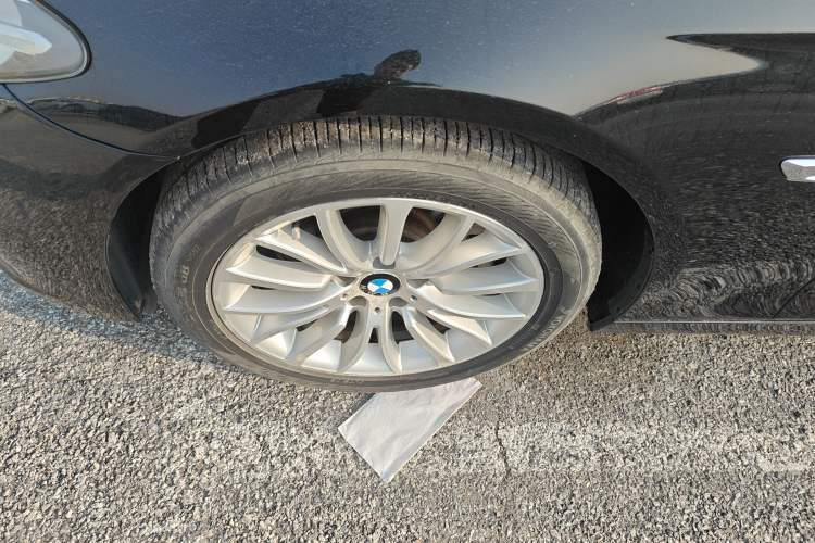 Used BMW 5 Series 2014 525Li Luxury Design Package
