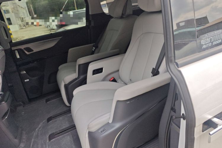 Used Buick GL8 2025 Lu Zun Deluxe Edition
