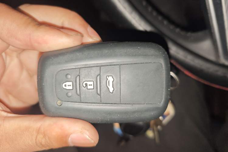 Used Toyota Camry 2018 Dual-Engine 2.5 HG Luxury Edition