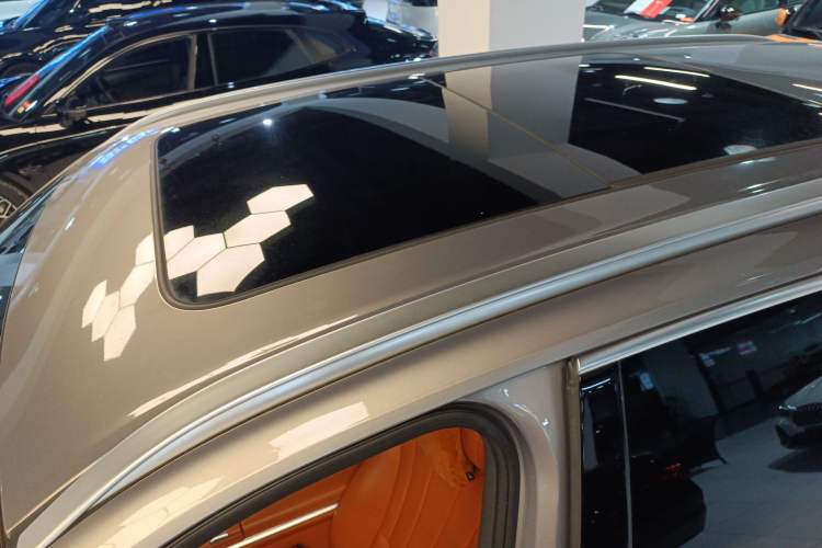 Used Wey Lanshan 2023 Four-Wheel Drive Ultra-Long Range Version

