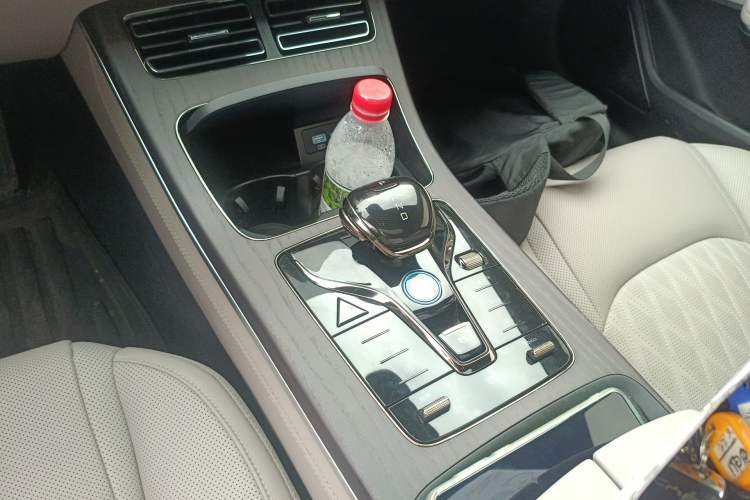 Used BYD Han 2025 EV with 701 km of Laser Radar-Enabled Intelligent Driving