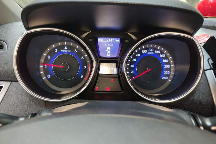 Used Hyundai Elantra (5th Generation / Langdong) 2016 1.6L Automatic Prestige Model