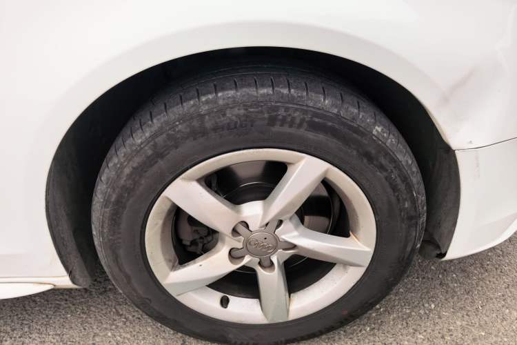 Used Audi A4L 2013 35 TFSI Automatic Comfort Model