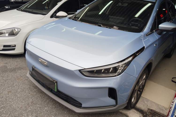 Used Geometry C 2020 Premium Range Edition 400 KM C+ Pro