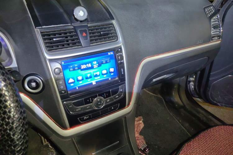 Used Geely Auto Emgrand 2015 Sedan 1.5L Manual - Top Trim Level