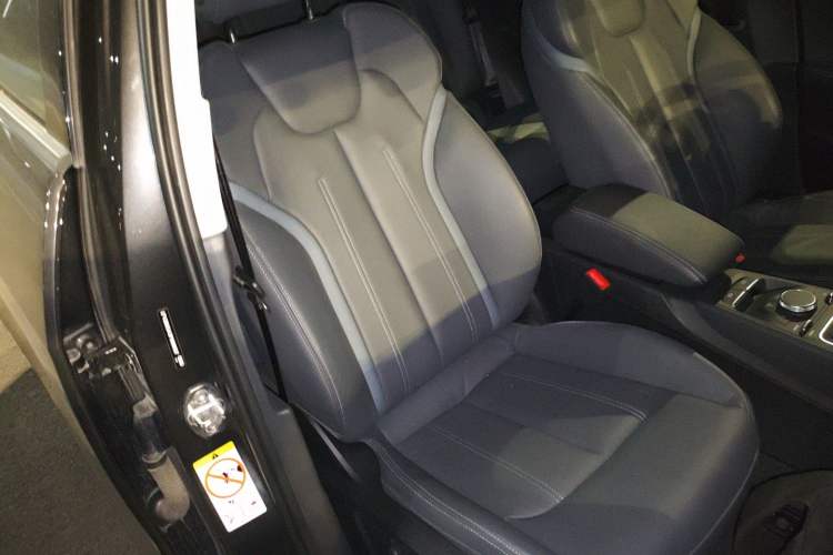 Used Audi Q2L 2023 35TFSI Fashionable and Elegant Model