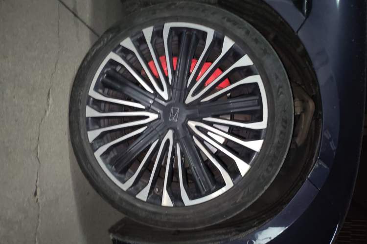 Used Avatr 12 2023 650 Three-Laser Four-Wheel Drive Performance Edition