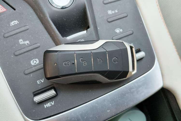 Used BYD Song PLUS New Energy 2021 DM-i 110KM Flagship PLUS Vehicle Key