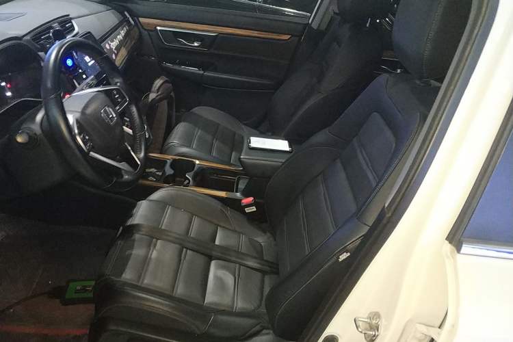 Used Honda CR-V 2019 Brilliant Edition Plus 240TURBO CVT Two-Wheel Drive Fashion Version China VI Emission Standard Left Front Seat