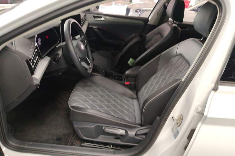 Used Volkswagen Sagitar 2023 300TSI DSG Excellence Edition
