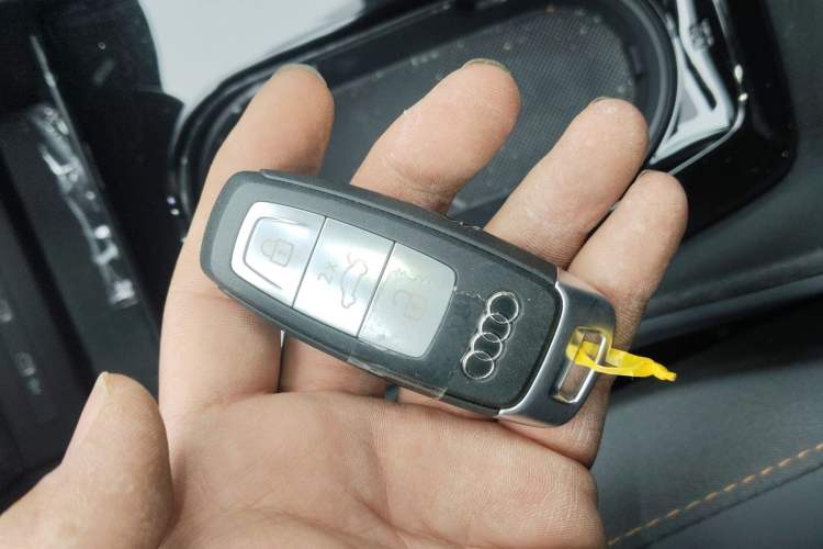 Used Audi Q4 e-tron 2024 40 e-tron Adventure Edition Vehicle Key