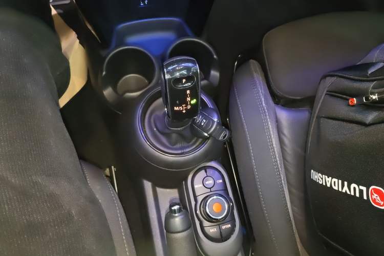 Used MINI 2019 1.5T COOPER Classic Edition
