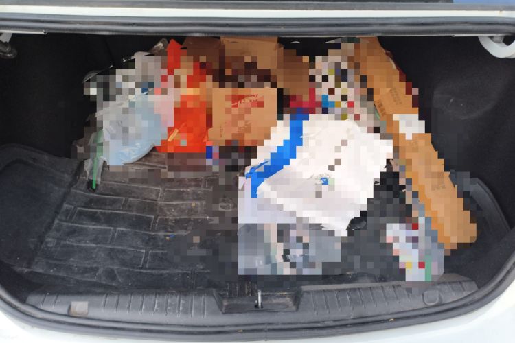 Used Chevrolet Cruze 2013 1.6L SE MT Trunk