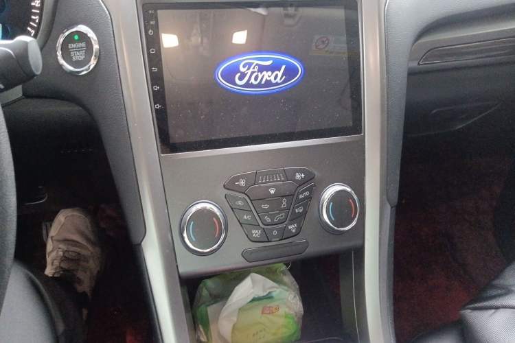 Used Ford Mondeo 2017 Facelifted EcoBoost 180 Fashion Edition Audio And AC Panel