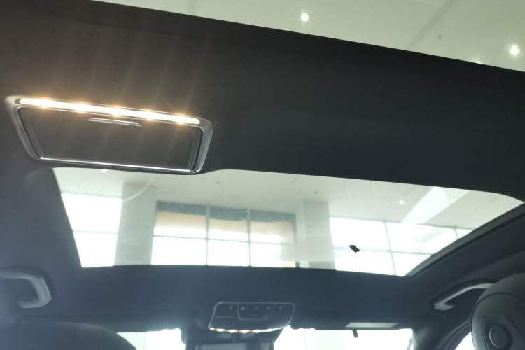 Used Mercedes-Benz S-Class 2019 S 320 L