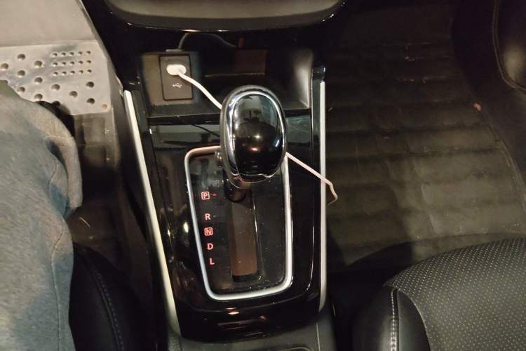 Used Nissan Sylphy 2019 1.6XV CVT Smart Connect Luxury Edition China VI Standard