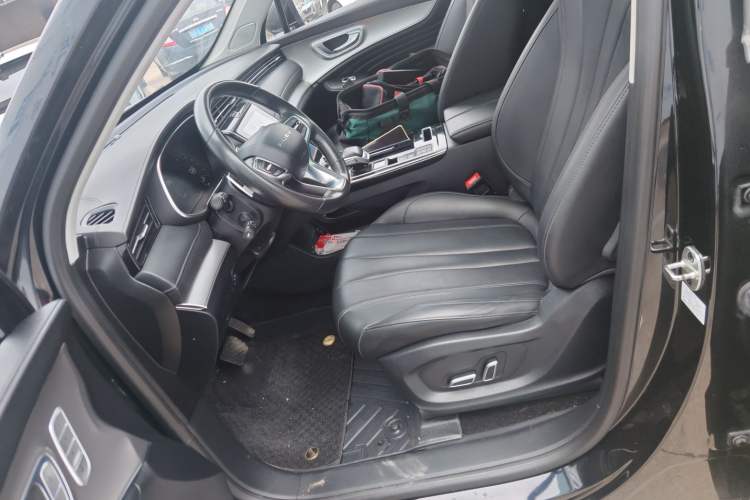 Used Roewe RX5 MAX 2019 300TGI Automatic Smart Cabin Luxury Edition