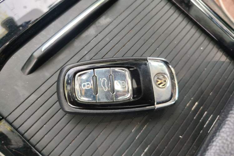 Used Volkswagen Phideon 2019 380TSI Two-Wheel Drive Business Edition China VI Standard
