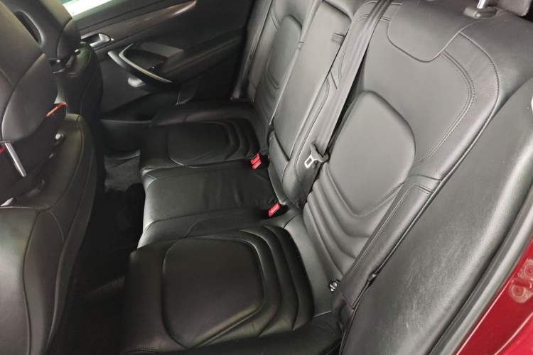 Used DS 6 2018 30THP Prestige Edition
