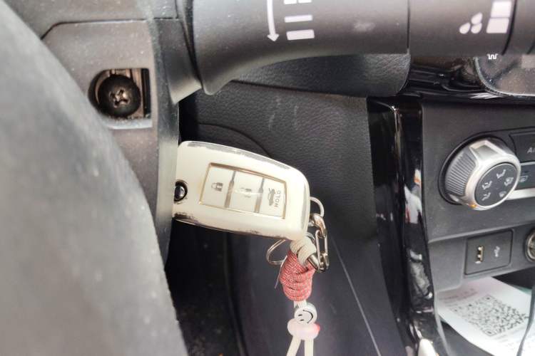 Used Nissan Sylphy 2022 Classic 1.6XL CVT Luxury Edition Vehicle Key