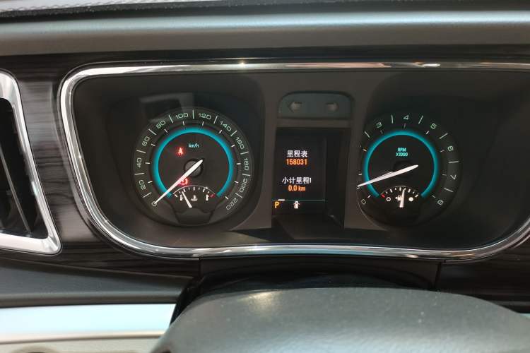 Used Buick GL8 2011 3.0L GT Luxury Business Haoya Edition