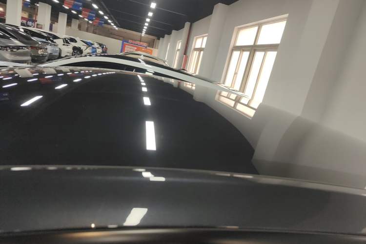 Used Tesla Model Y 2025 Rear-Wheel Drive First Edition Roof