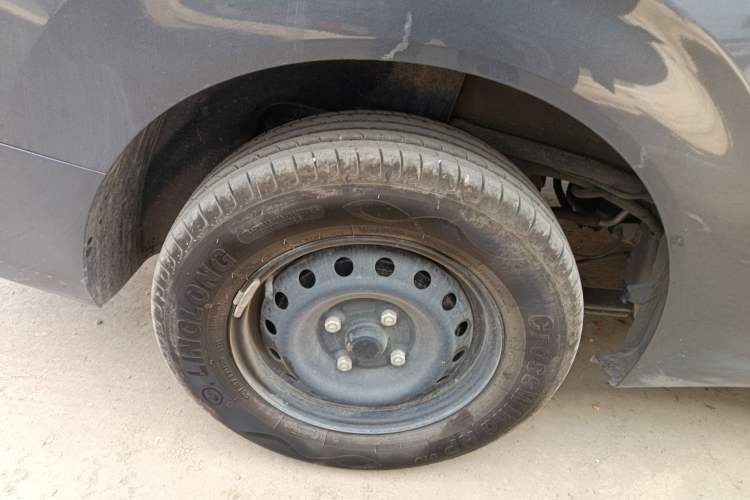 Used Wuling Hongguang New Energy 2025 Extended-Range Hybrid 50 km Utility Version
