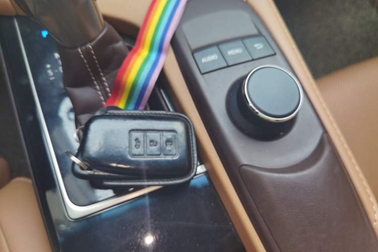 Used Lexus ES 2017 200 30th Anniversary Edition Vehicle Key