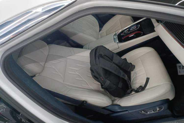 Used Zeekr 009 2024 Six-Seat Executive Version 4WD 108 kWh