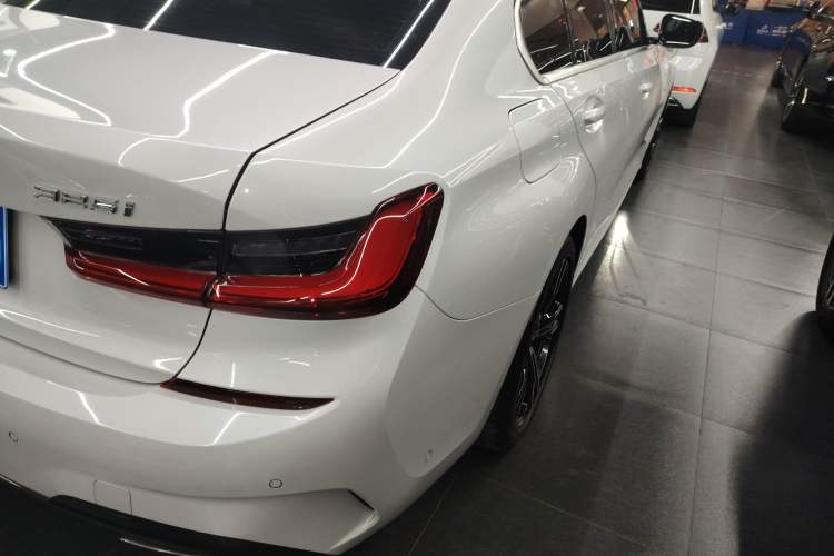 Used BMW 3 Series 2021 Second Facelift 325i M Sport Package