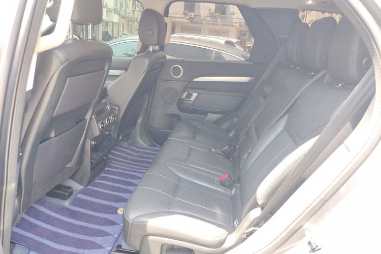 Used Land Rover Discovery 2020 3.0 SC V6 30th Anniversary Special Edition Left Rear Seat
