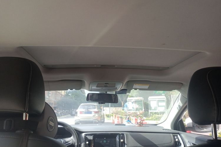 Used Roewe i6 New Energy 2017 45T Hybrid Connect & Smart Enjoyment Edition
