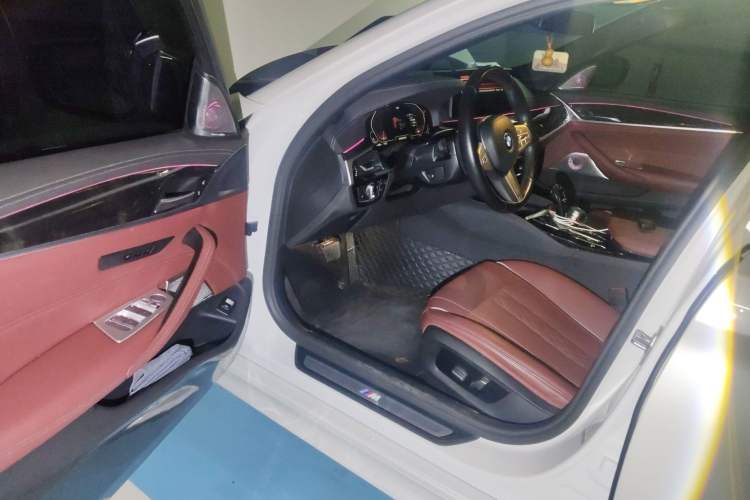 Used BMW 5 Series 2022 Second Facelift 525Li M Sport Package Driver Seat