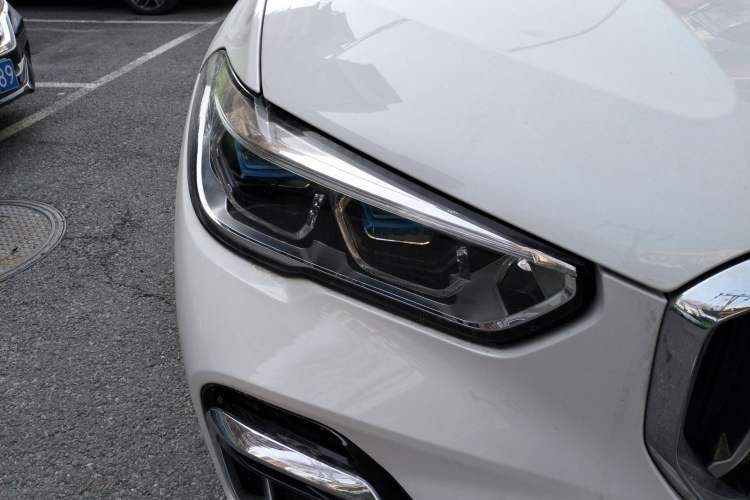 Used BMW X5 2022 Restyled xDrive 30Li Luxury Version M Sport Package
