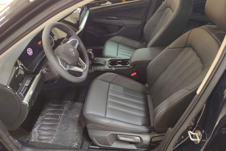 Used Volkswagen Passat 2024 280TSI Business Edition
