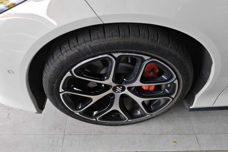 Used IM L6 2025 Ultra Model
