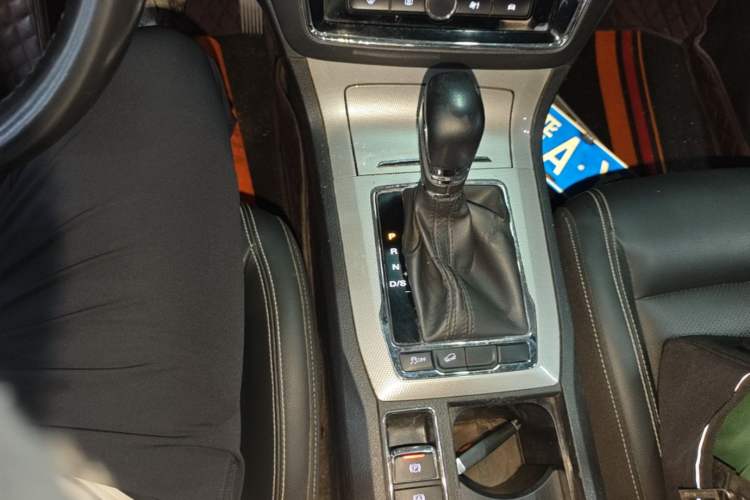 Used Roewe RX5 2020 20T Automatic 4G Connect Superior Flagship Edition
