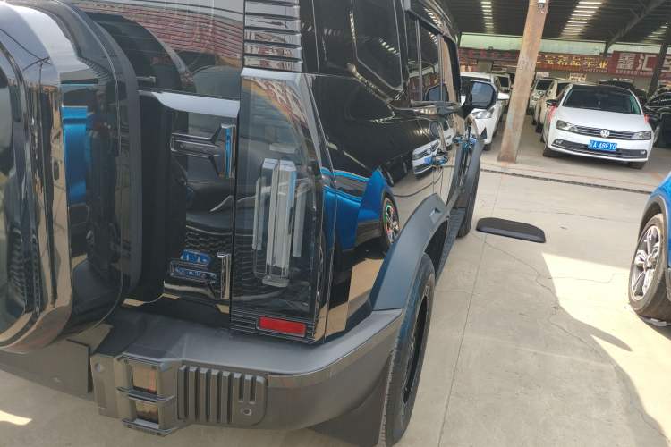 Used JETOUR Traveler 2023 1.5T Two-Wheel Drive Discovery PRO Right Rear Taillight