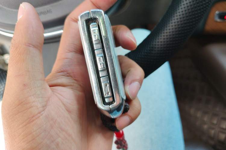 Used Volvo XC90 2022 B6 Zhiya Luxury 7-Seater Vehicle Key