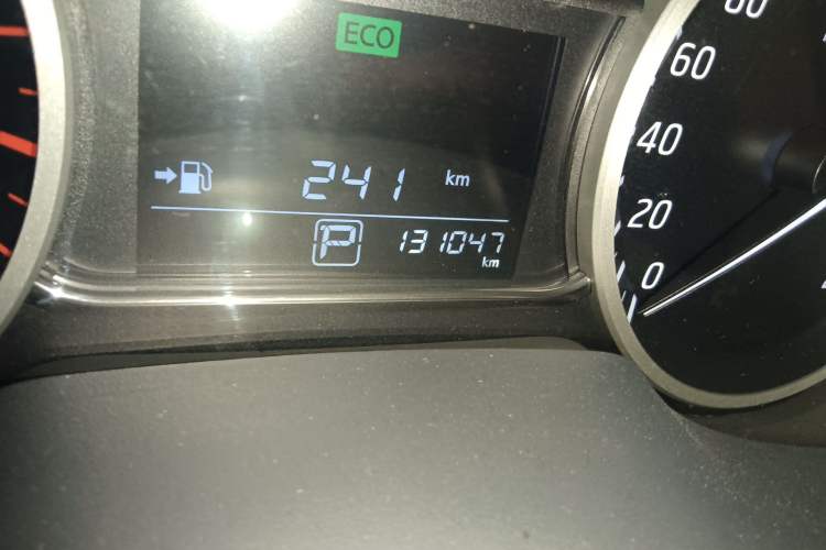 Used Nissan Sylphy 2019 1.6XV CVT Smart Connect Luxury Edition China VI Standard Odometer Close Up