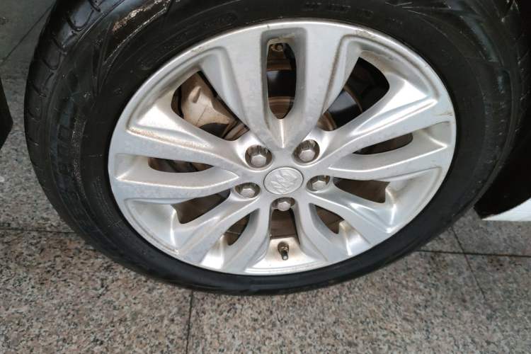 Used Buick GT 2018 15T Dual-Clutch Elite Model China V Standard
