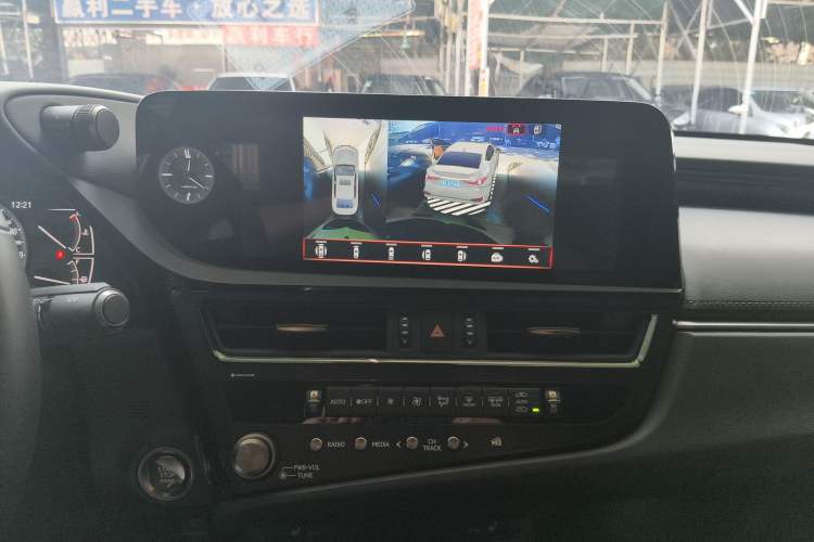 Used Lexus ES 2022 200 Excellence Edition