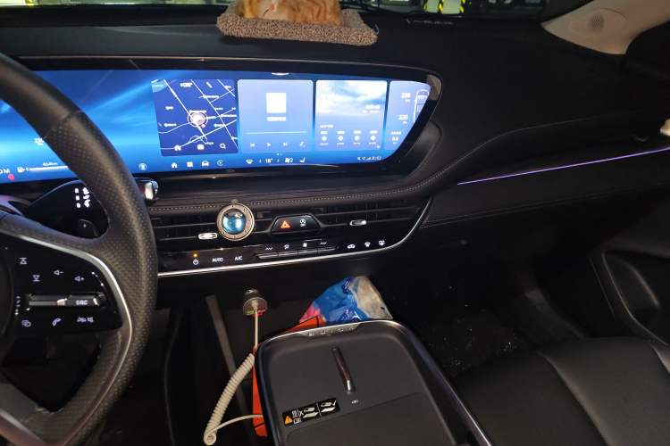 Used Buick LaCrosse 2025 28T Platinum Edition