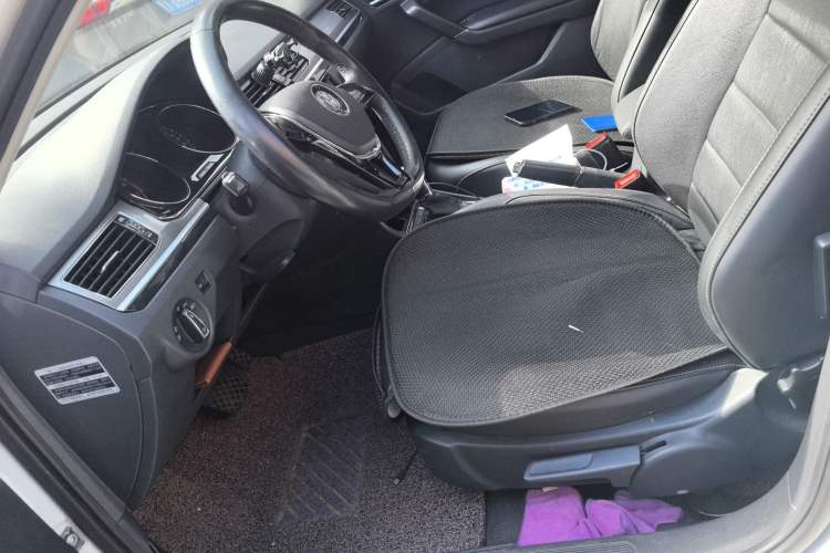 Used Volkswagen Bora 2016 1.6L Automatic Comfort Model
